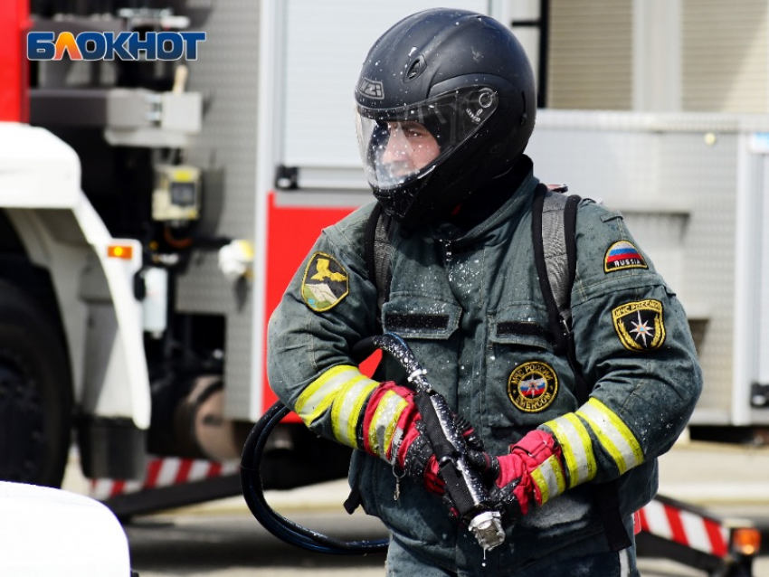 Двое детей едва не погибли при пожаре в квартире Сочи