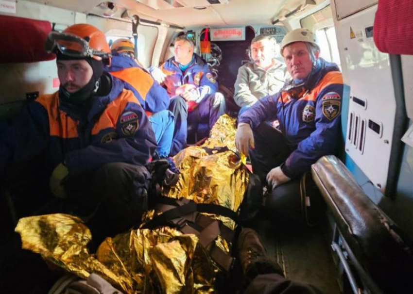 Спустя три дня, спасатели из Сочи завершили эвакуацию туристов с горы Фишт