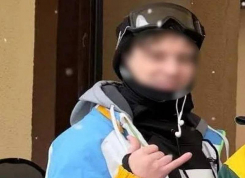 В горах Сочи спасатели сутки искали сноубордиста, пока тот спокойно спал в отеле