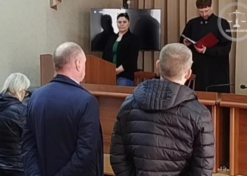 Руководителей горбольницы Сочи посадили за взятки и присвоение чужих премий