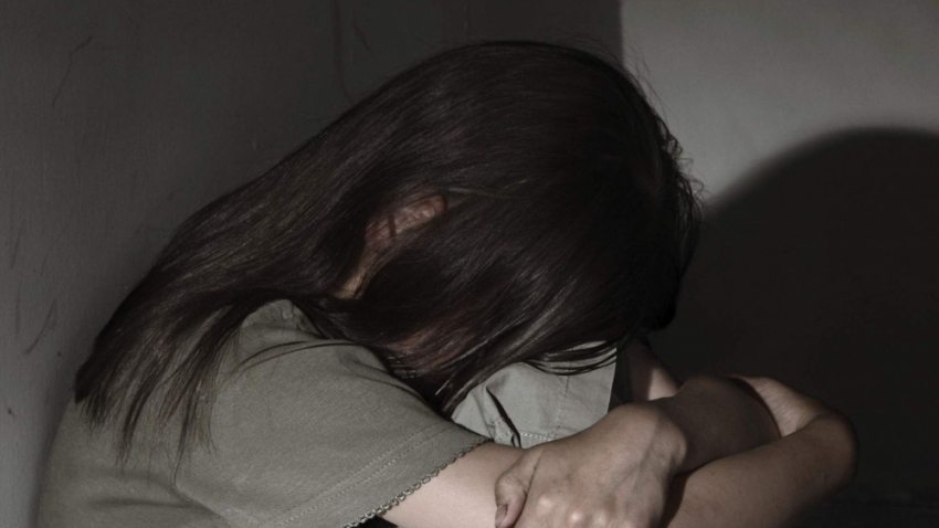 В Сочи изнасиловавший  12-летнюю девочку  иностранец  загадочно умер до суда