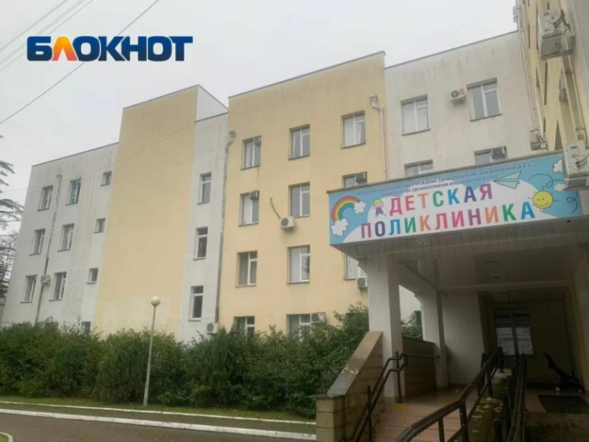Посетители детской больници в Сочи пожаловались на тараканов