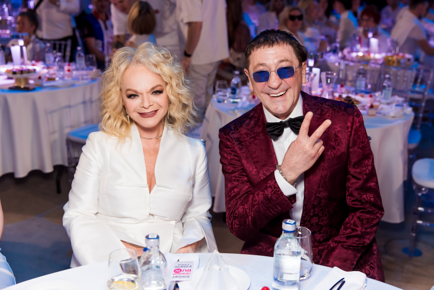 «Не надо в это лезть и говорить!»: уроженец Сочи Григорий Лепс заступился за Ларису Долину