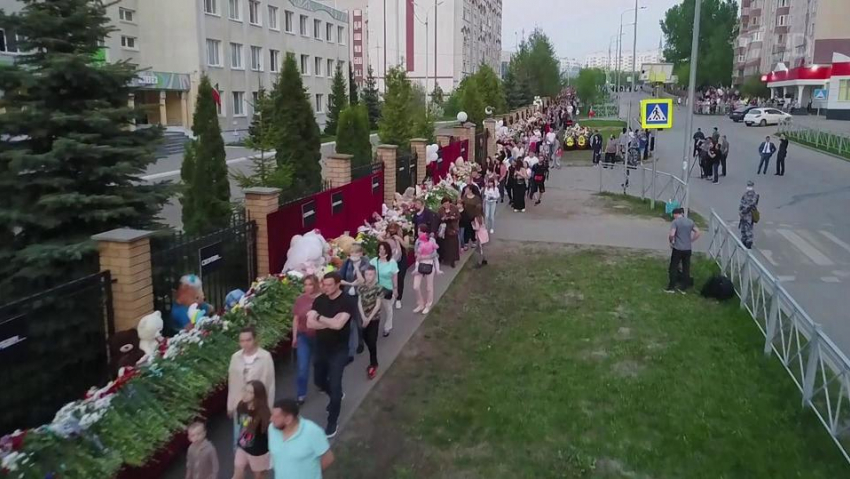 Из-за трагедии в Казани в школах введут новые требования антитеррористической защиты