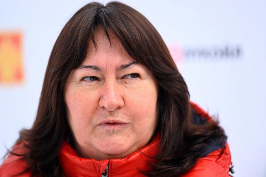 Президент ФЛГР Елена Вяльбе заявила о провокациях на массовом завале лыжниц в Сочи