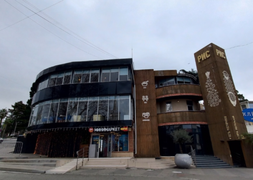 Сетевая пиццерия появится в центре Сочи на пустующем месте «Риса»