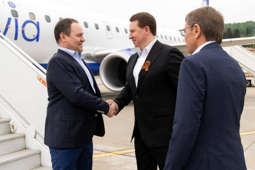 Премьер-министр Беларуси прилетел в Сочи налаживать сотрудничество