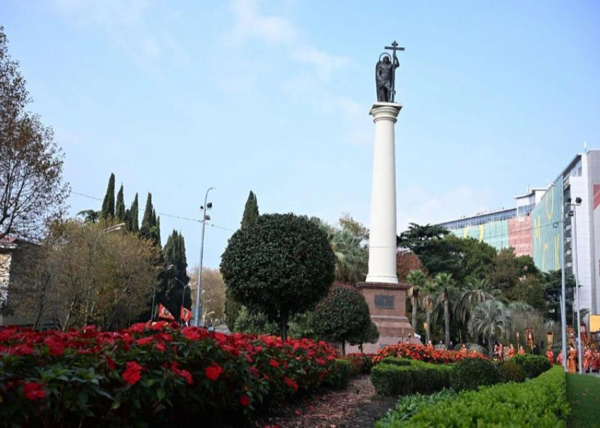 РПЦ отмечает День Архангела Михаила — покровителя Сочи