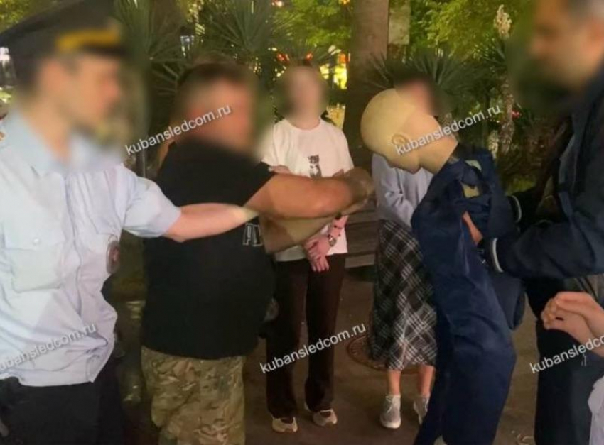 Мужчина убил кулаком незнакомца в центре Сочи